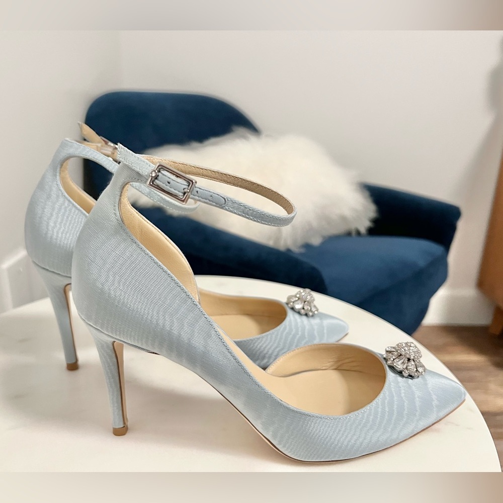 Jimmy Choo Lucy 85 Something Blue/Crystal Pump Size 8
